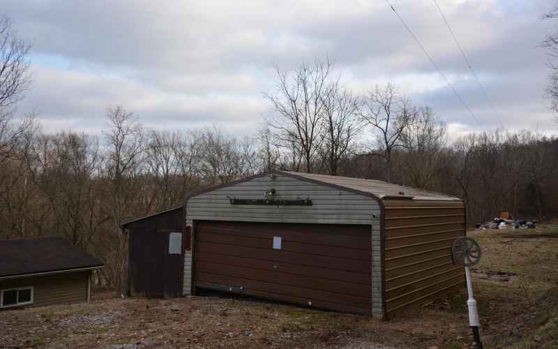 991 Winchester Road, Elizabeth, West Virginia 26143, 1 Bedroom Bedrooms, 5 Rooms Rooms,1 BathroomBathrooms,Single Family Detached,For Sale,Winchester,10157929