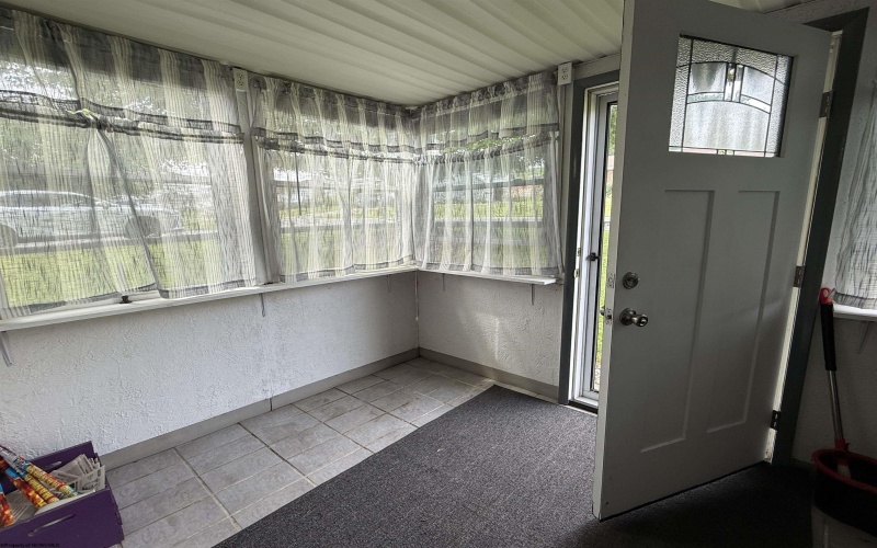 28 Fairway Lane, Fairmont, West Virginia 26554, 3 Bedrooms Bedrooms, 10 Rooms Rooms,2 BathroomsBathrooms,Single Family Detached,For Sale,Fairway,10159906