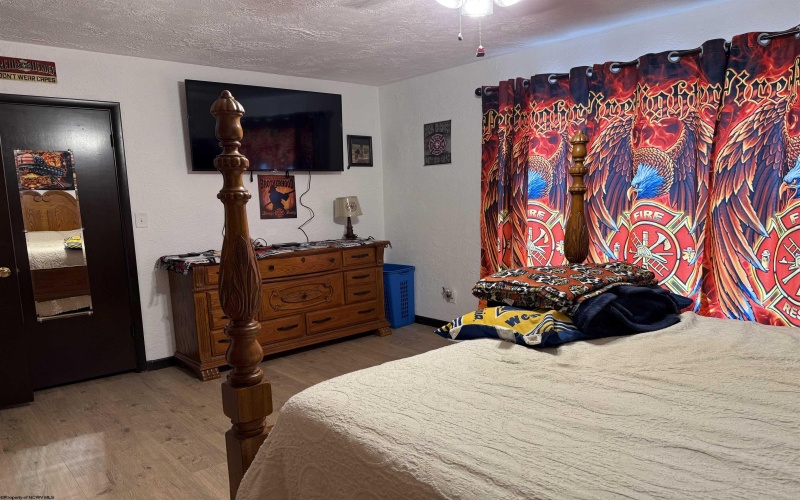 28 Fairway Lane, Fairmont, West Virginia 26554, 3 Bedrooms Bedrooms, 10 Rooms Rooms,2 BathroomsBathrooms,Single Family Detached,For Sale,Fairway,10159906