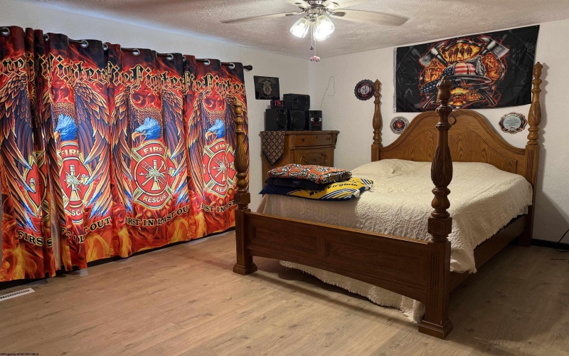 28 Fairway Lane, Fairmont, West Virginia 26554, 3 Bedrooms Bedrooms, 10 Rooms Rooms,2 BathroomsBathrooms,Single Family Detached,For Sale,Fairway,10159906