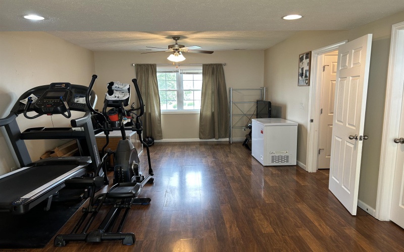 115 Summits Ridge Drive, Morgantown, West Virginia 26508, 3 Bedrooms Bedrooms, 6 Rooms Rooms,2 BathroomsBathrooms,Single Family Detached,For Sale,Summits Ridge,10159912