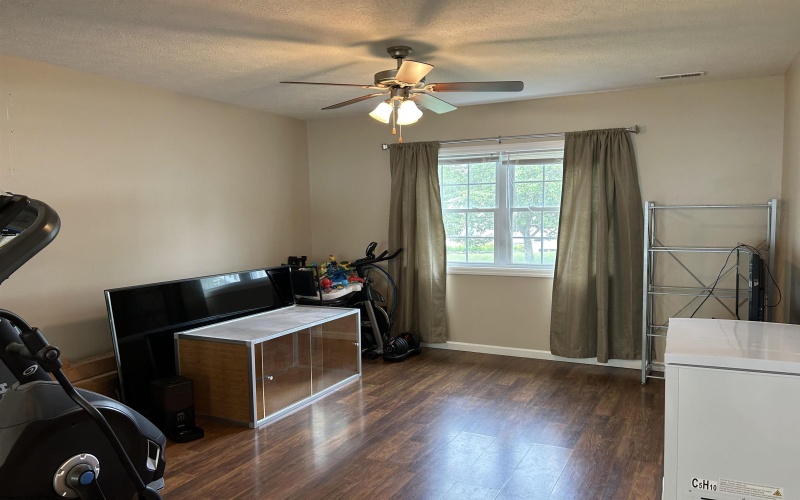 115 Summits Ridge Drive, Morgantown, West Virginia 26508, 3 Bedrooms Bedrooms, 6 Rooms Rooms,2 BathroomsBathrooms,Single Family Detached,For Sale,Summits Ridge,10159912