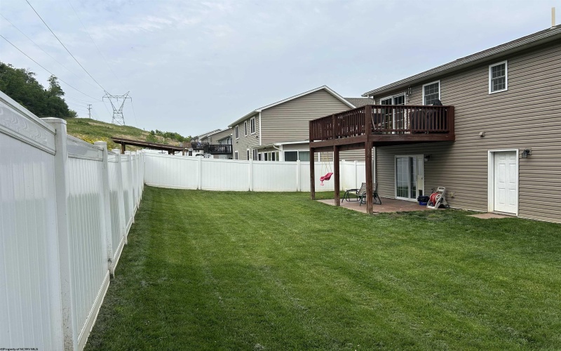 115 Summits Ridge Drive, Morgantown, West Virginia 26508, 3 Bedrooms Bedrooms, 6 Rooms Rooms,2 BathroomsBathrooms,Single Family Detached,For Sale,Summits Ridge,10159912