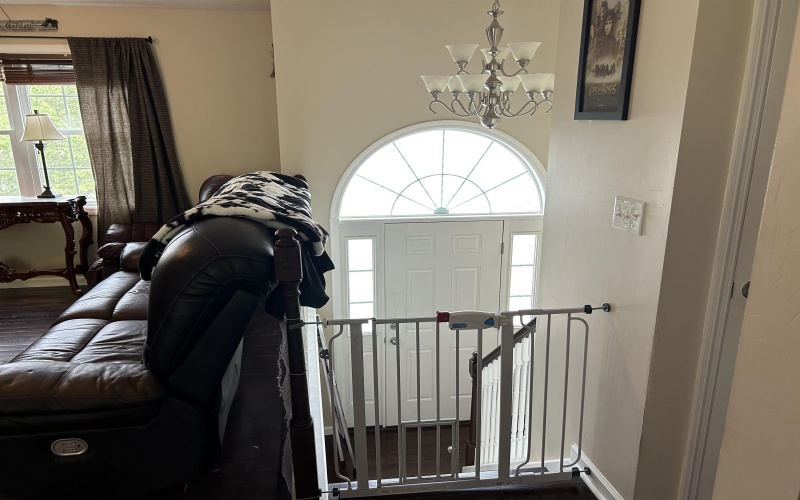 115 Summits Ridge Drive, Morgantown, West Virginia 26508, 3 Bedrooms Bedrooms, 6 Rooms Rooms,2 BathroomsBathrooms,Single Family Detached,For Sale,Summits Ridge,10159912