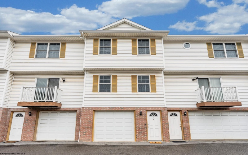 1339 Riddle Avenue, Morgantown, West Virginia 26505, 2 Bedrooms Bedrooms, 5 Rooms Rooms,2 BathroomsBathrooms,Single Family Attached,For Sale,Riddle,10159909
