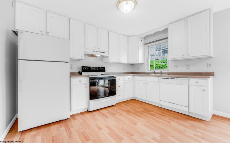 1339 Riddle Avenue, Morgantown, West Virginia 26505, 2 Bedrooms Bedrooms, 5 Rooms Rooms,2 BathroomsBathrooms,Single Family Attached,For Sale,Riddle,10159909