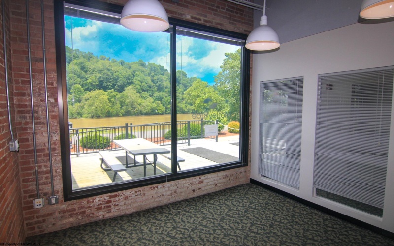 50 Clay Street, Morgantown, West Virginia 26501, ,Commercial/industrial,For Lease,Clay,10159910
