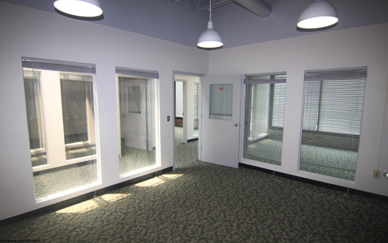 50 Clay Street, Morgantown, West Virginia 26501, ,Commercial/industrial,For Lease,Clay,10159910