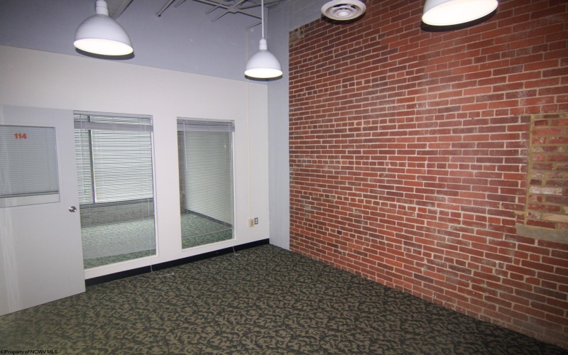 50 Clay Street, Morgantown, West Virginia 26501, ,Commercial/industrial,For Lease,Clay,10159910