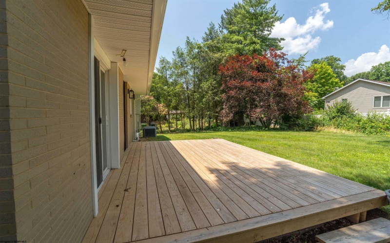 675 Colonial Drive, Morgantown, West Virginia 26505, 3 Bedrooms Bedrooms, 8 Rooms Rooms,2 BathroomsBathrooms,Single Family Detached,For Sale,Colonial,10159908