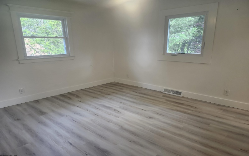 675 Colonial Drive, Morgantown, West Virginia 26505, 3 Bedrooms Bedrooms, 8 Rooms Rooms,2 BathroomsBathrooms,Single Family Detached,For Sale,Colonial,10159908