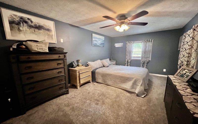 483 Files Creek Road, Beverly, West Virginia 26253, 2 Bedrooms Bedrooms, 5 Rooms Rooms,1 BathroomBathrooms,Single Family Detached,For Sale,Files Creek,10159911
