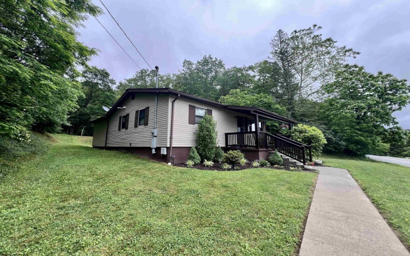 483 Files Creek Road, Beverly, West Virginia 26253, 2 Bedrooms Bedrooms, 5 Rooms Rooms,1 BathroomBathrooms,Single Family Detached,For Sale,Files Creek,10159911