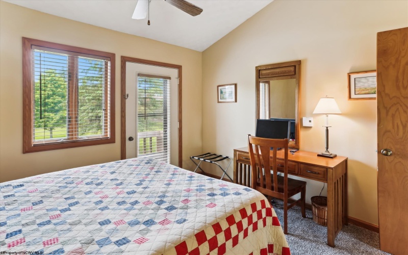 26 Deerfield Court, Davis, West Virginia 26260, 2 Bedrooms Bedrooms, 5 Rooms Rooms,2 BathroomsBathrooms,Single Family Attached,For Sale,Deerfield,10159914