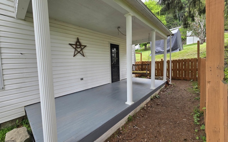 92 High Street, Philippi, West Virginia 26416-1115, 3 Bedrooms Bedrooms, 10 Rooms Rooms,2 BathroomsBathrooms,Single Family Detached,For Sale,High,10159918