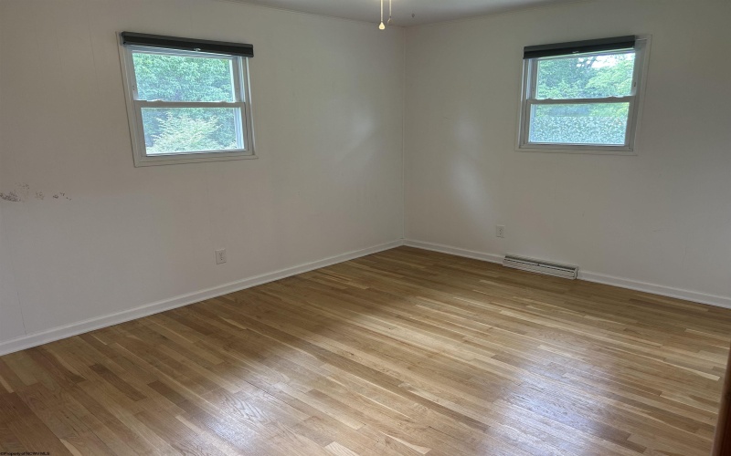 1620 Buckhannon Avenue, Morgantown, West Virginia 26508, 3 Bedrooms Bedrooms, 11 Rooms Rooms,2 BathroomsBathrooms,Single Family Detached,For Sale,Buckhannon,10159920