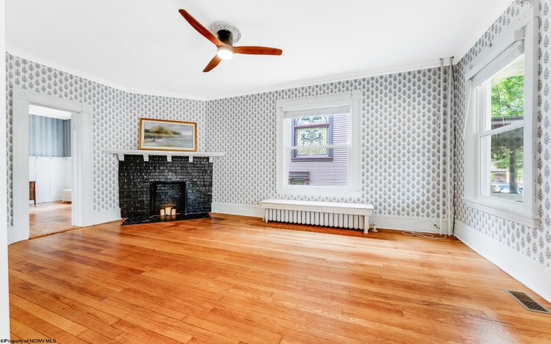 244 Grand Street, Morgantown, West Virginia 26501, 4 Bedrooms Bedrooms, 10 Rooms Rooms,2 BathroomsBathrooms,Single Family Detached,For Sale,Grand,10159916