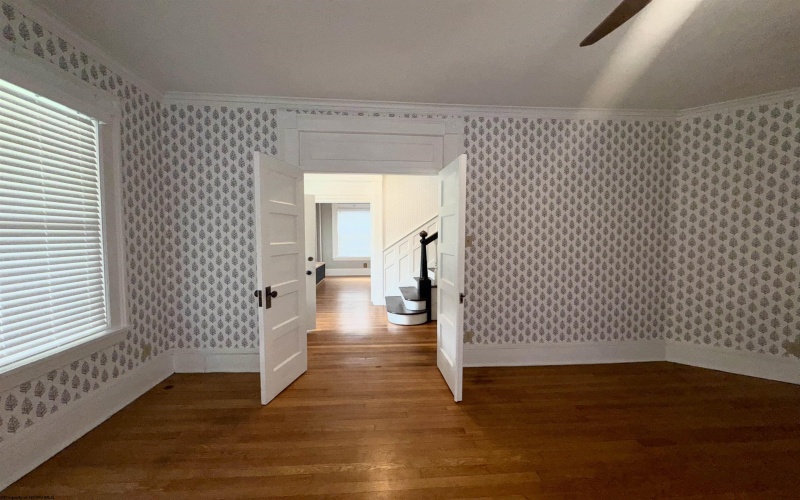 244 Grand Street, Morgantown, West Virginia 26501, 4 Bedrooms Bedrooms, 10 Rooms Rooms,2 BathroomsBathrooms,Single Family Detached,For Sale,Grand,10159916