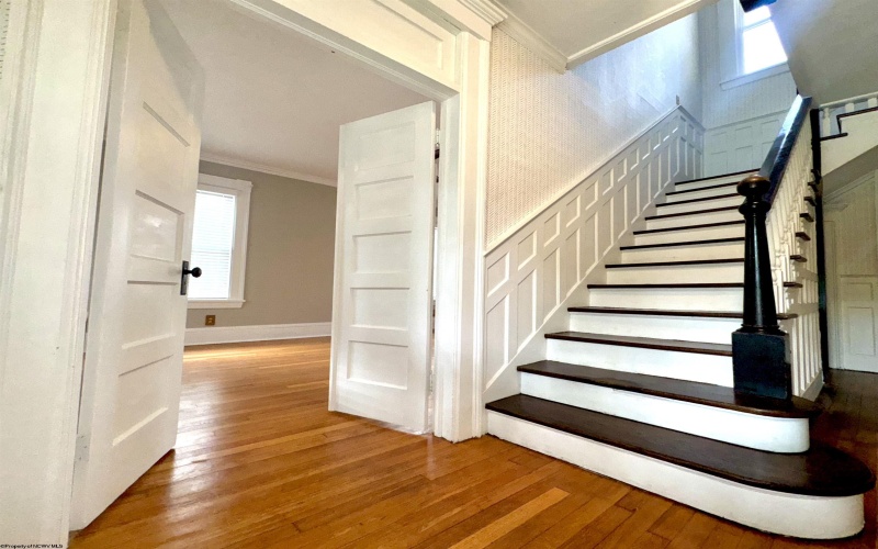 244 Grand Street, Morgantown, West Virginia 26501, 4 Bedrooms Bedrooms, 10 Rooms Rooms,2 BathroomsBathrooms,Single Family Detached,For Sale,Grand,10159916