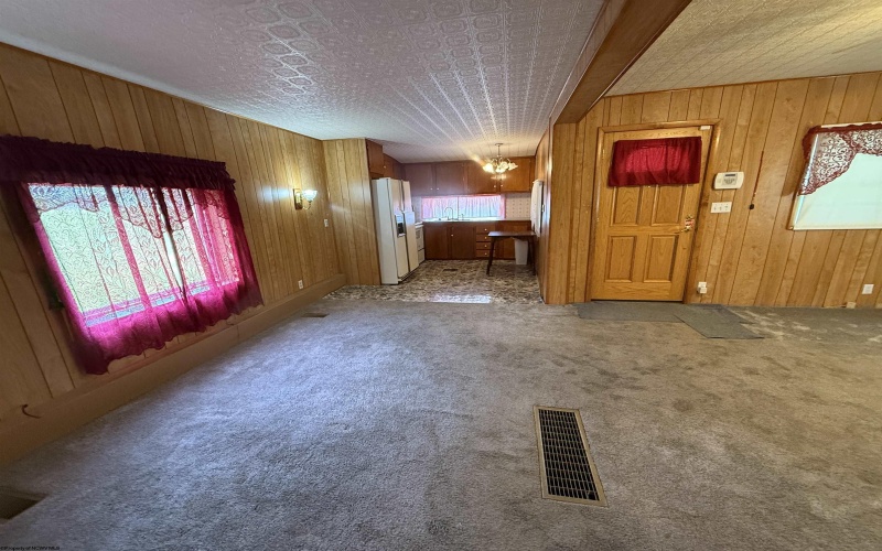 396 Riverview Avenue, Monongah, West Virginia 26554, 3 Bedrooms Bedrooms, 8 Rooms Rooms,1 BathroomBathrooms,Single Family Detached,For Sale,Riverview,10159915