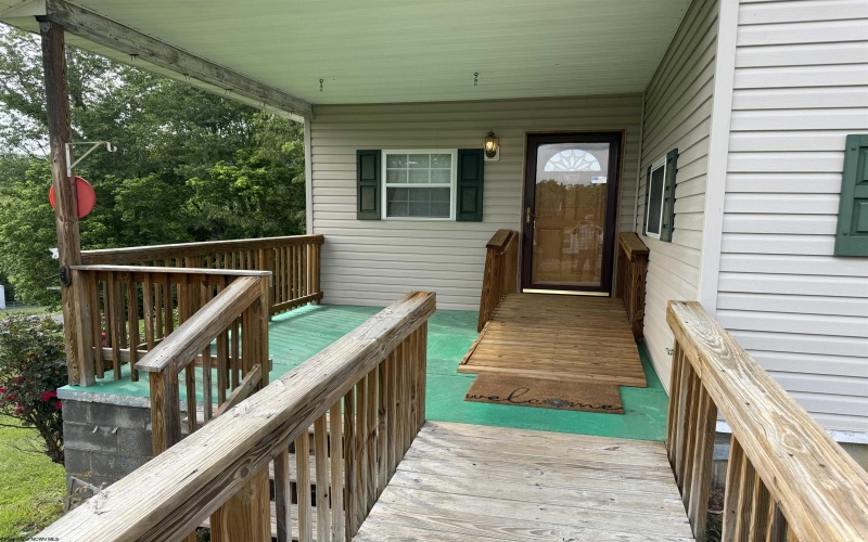 396 Riverview Avenue, Monongah, West Virginia 26554, 3 Bedrooms Bedrooms, 8 Rooms Rooms,1 BathroomBathrooms,Single Family Detached,For Sale,Riverview,10159915
