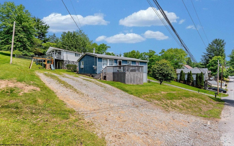 62 Fifth Street, Westover, West Virginia 26501, 3 Bedrooms Bedrooms, 7 Rooms Rooms,1 BathroomBathrooms,Single Family Detached,For Sale,Fifth,10159936