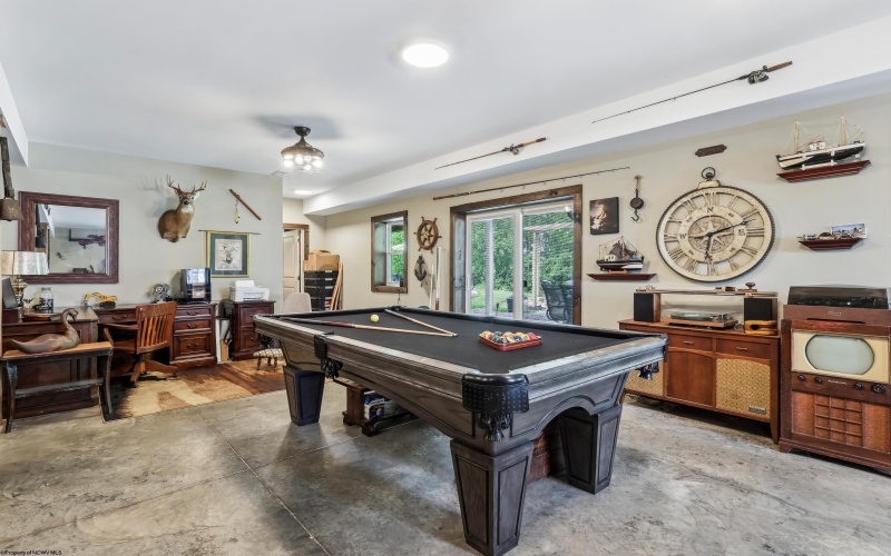 214 Realtree Road, Valley Grove, West Virginia 26060, 5 Bedrooms Bedrooms, 10 Rooms Rooms,4 BathroomsBathrooms,Single Family Detached,For Sale,Realtree,10159924
