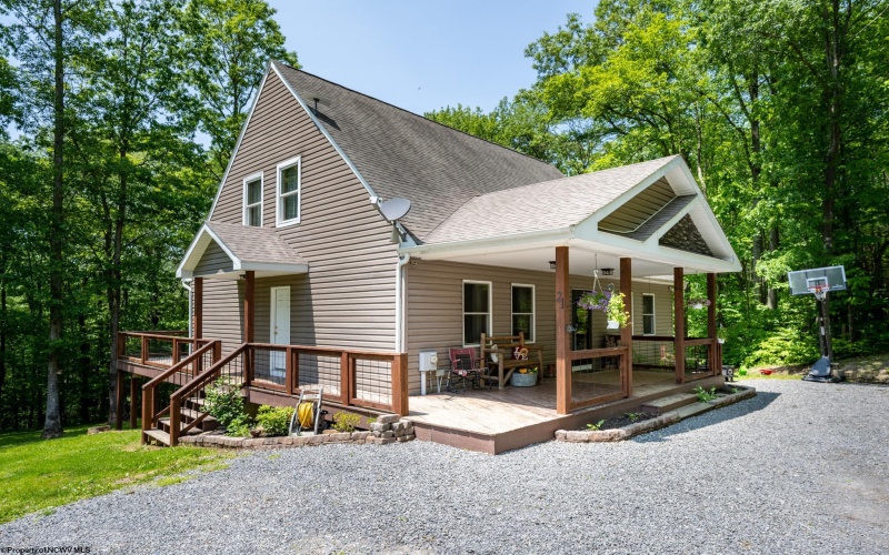 21 Black Bear Court, Albright, West Virginia 26519, 4 Bedrooms Bedrooms, 12 Rooms Rooms,2 BathroomsBathrooms,Single Family Detached,For Sale,Black Bear,10159928
