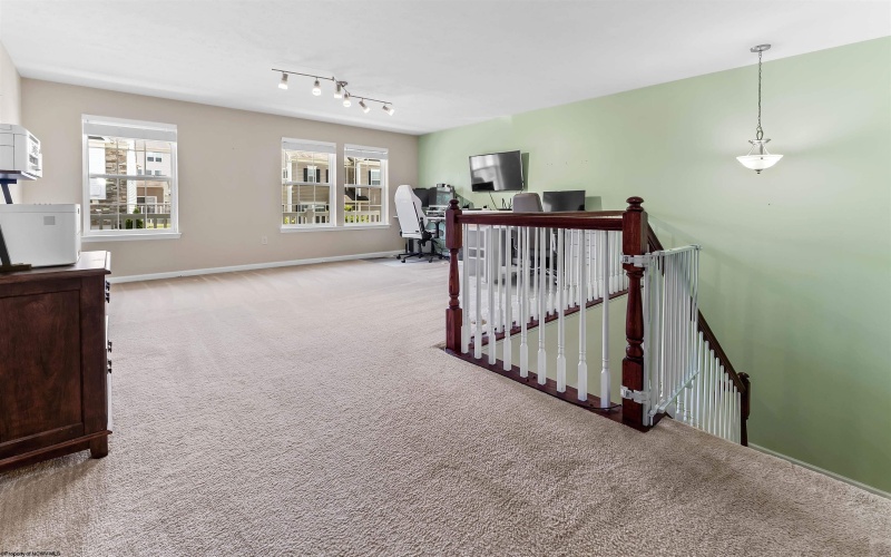 8 Summers Ridge Road, Morgantown, West Virginia 26508, 4 Bedrooms Bedrooms, 11 Rooms Rooms,3 BathroomsBathrooms,Single Family Detached,For Sale,Summers Ridge,10159925