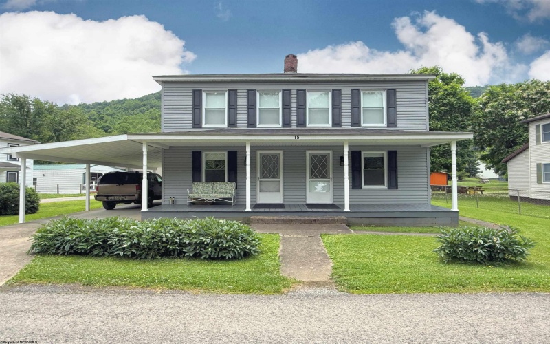 60 SIDETRACK Road, Flemington, West Virginia 26424, ,Multi-unit/income,For Sale,SIDETRACK,10159937