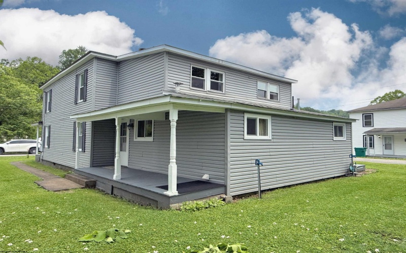 60 SIDETRACK Road, Flemington, West Virginia 26424, ,Multi-unit/income,For Sale,SIDETRACK,10159937