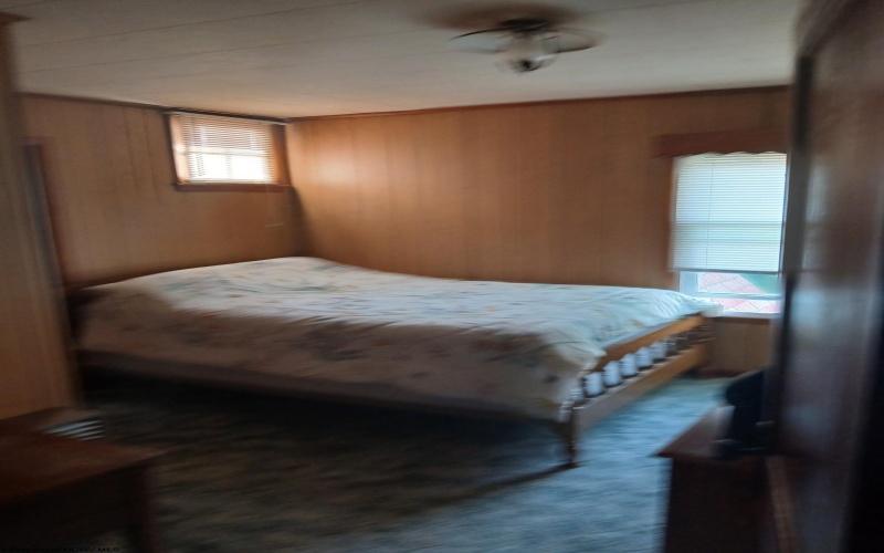 567 Center Avenue, Weston, West Virginia 26452, 4 Bedrooms Bedrooms, 8 Rooms Rooms,1 BathroomBathrooms,Single Family Detached,For Sale,Center,10159938