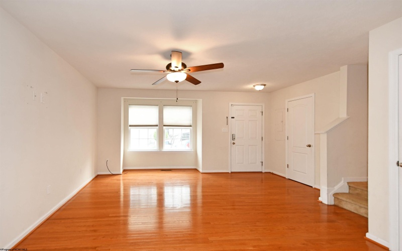 339 Falcon Run, Morgantown, West Virginia 26508, 3 Bedrooms Bedrooms, 8 Rooms Rooms,2 BathroomsBathrooms,Single Family Attached,For Sale,Falcon,10159941