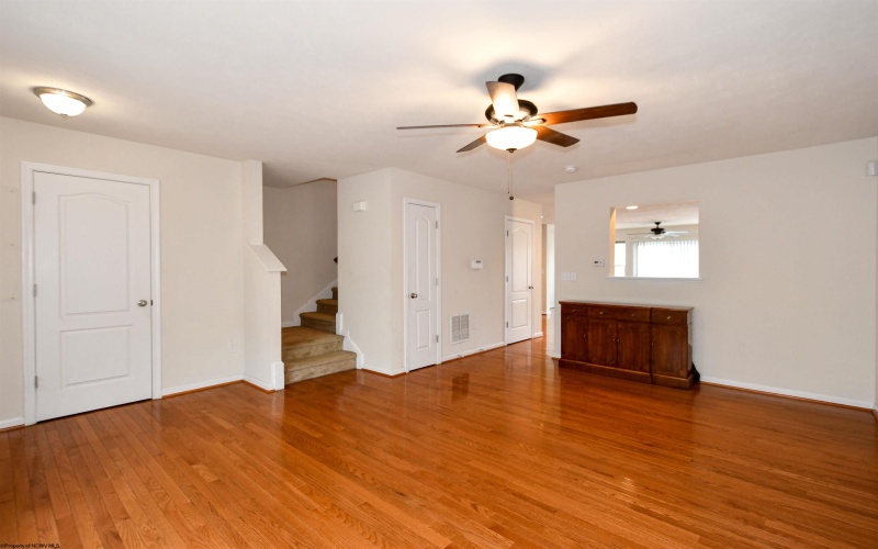 339 Falcon Run, Morgantown, West Virginia 26508, 3 Bedrooms Bedrooms, 8 Rooms Rooms,2 BathroomsBathrooms,Single Family Attached,For Sale,Falcon,10159941