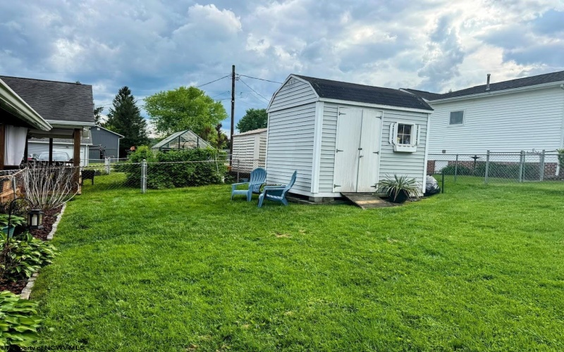 403 Willis Avenue, Bridgeport, West Virginia 26330, 2 Bedrooms Bedrooms, 6 Rooms Rooms,1 BathroomBathrooms,Single Family Detached,For Sale,Willis,10159954