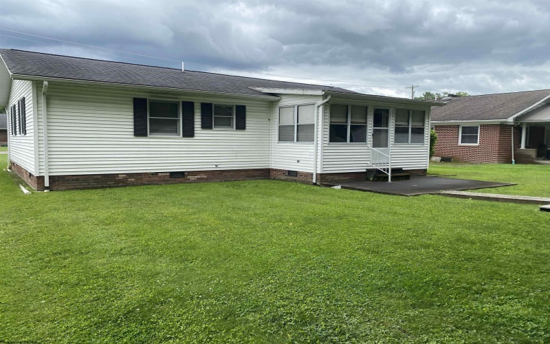 1730 Davis Avenue, Elkins, West Virginia 26241, 3 Bedrooms Bedrooms, 6 Rooms Rooms,2 BathroomsBathrooms,Single Family Detached,For Sale,Davis,10159945
