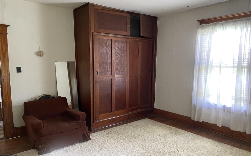 949 Washburn Street, Clarksburg, West Virginia 26301, 3 Bedrooms Bedrooms, 6 Rooms Rooms,2 BathroomsBathrooms,Single Family Detached,For Sale,Washburn,10159946