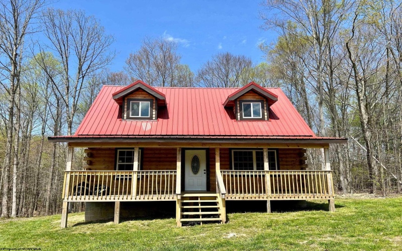 360 Seemont Drive, Kingwood, West Virginia 26537, 4 Bedrooms Bedrooms, 6 Rooms Rooms,2 BathroomsBathrooms,Single Family Detached,For Sale,Seemont,10153993