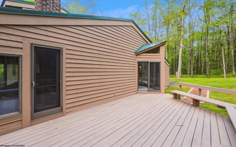 809 Lakeview Road, Davis, West Virginia 26260, 3 Bedrooms Bedrooms, 7 Rooms Rooms,2 BathroomsBathrooms,Single Family Detached,For Sale,Lakeview,10159944