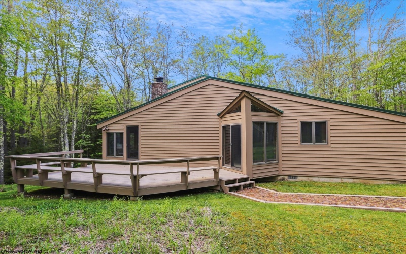 809 Lakeview Road, Davis, West Virginia 26260, 3 Bedrooms Bedrooms, 7 Rooms Rooms,2 BathroomsBathrooms,Single Family Detached,For Sale,Lakeview,10159944