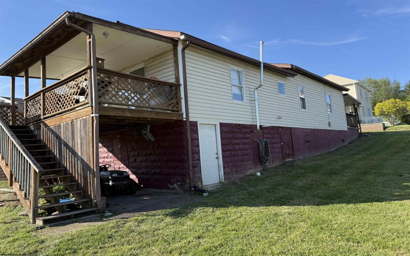 1705 Pride Avenue, Clarksburg, West Virginia 26301, 2 Bedrooms Bedrooms, 6 Rooms Rooms,1 BathroomBathrooms,Single Family Detached,For Sale,Pride,10159940