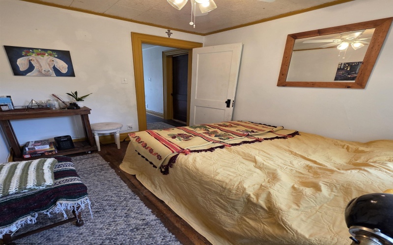 147 6th Street, Weston, West Virginia 26452, 3 Bedrooms Bedrooms, 6 Rooms Rooms,1 BathroomBathrooms,Single Family Detached,For Sale,6th,10159943