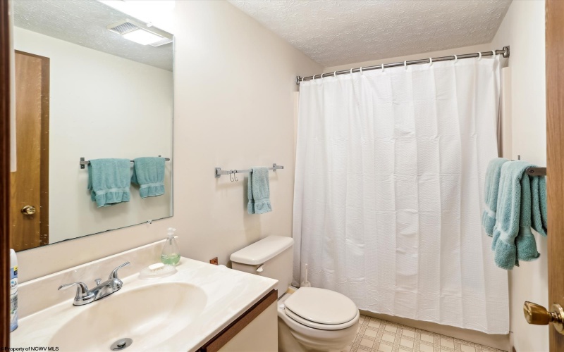 332 Maple Avenue, Davis, West Virginia 26260, 4 Bedrooms Bedrooms, 6 Rooms Rooms,2 BathroomsBathrooms,Single Family Detached,For Sale,Maple,10159942
