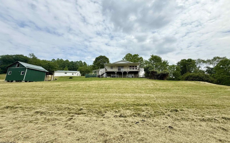 223 Vinegar Hill Road, Fairmont, West Virginia 26554, 2 Bedrooms Bedrooms, 8 Rooms Rooms,1 BathroomBathrooms,Single Family Detached,For Sale,Vinegar Hill,10159947