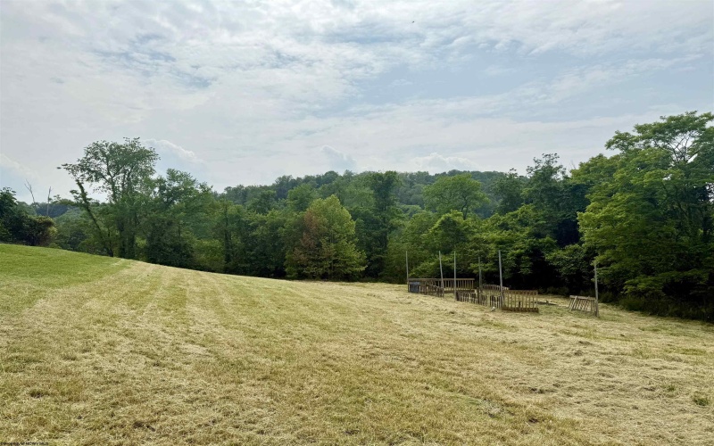223 Vinegar Hill Road, Fairmont, West Virginia 26554, 2 Bedrooms Bedrooms, 8 Rooms Rooms,1 BathroomBathrooms,Single Family Detached,For Sale,Vinegar Hill,10159947