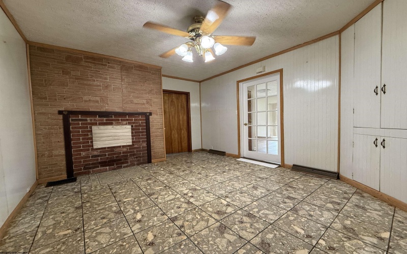 223 Vinegar Hill Road, Fairmont, West Virginia 26554, 2 Bedrooms Bedrooms, 8 Rooms Rooms,1 BathroomBathrooms,Single Family Detached,For Sale,Vinegar Hill,10159947