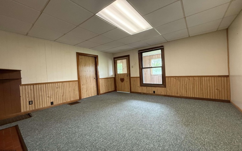 223 Vinegar Hill Road, Fairmont, West Virginia 26554, 2 Bedrooms Bedrooms, 8 Rooms Rooms,1 BathroomBathrooms,Single Family Detached,For Sale,Vinegar Hill,10159947