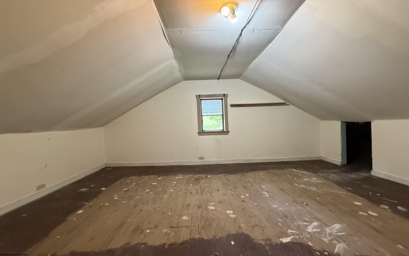 223 Vinegar Hill Road, Fairmont, West Virginia 26554, 2 Bedrooms Bedrooms, 8 Rooms Rooms,1 BathroomBathrooms,Single Family Detached,For Sale,Vinegar Hill,10159947