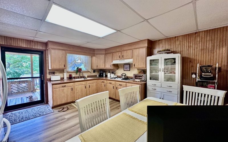 418 Hood Avenue, Shinnston, West Virginia 26431, 5 Bedrooms Bedrooms, 10 Rooms Rooms,2 BathroomsBathrooms,Single Family Detached,For Sale,Hood,10159956