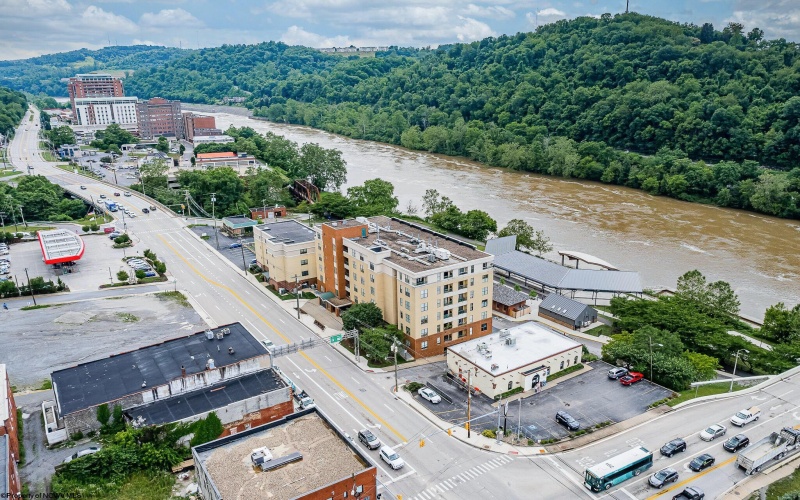 1117 University Avenue, Morgantown, West Virginia 26505, 2 Bedrooms Bedrooms, 5 Rooms Rooms,2 BathroomsBathrooms,Single Family Attached,For Sale,University,10159979